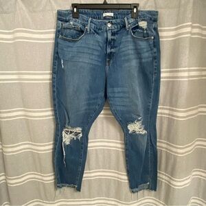 GOOD AMERICAN / Distressed Chewed Hem Medium Washed Crop Jeans High Rise Size 15
